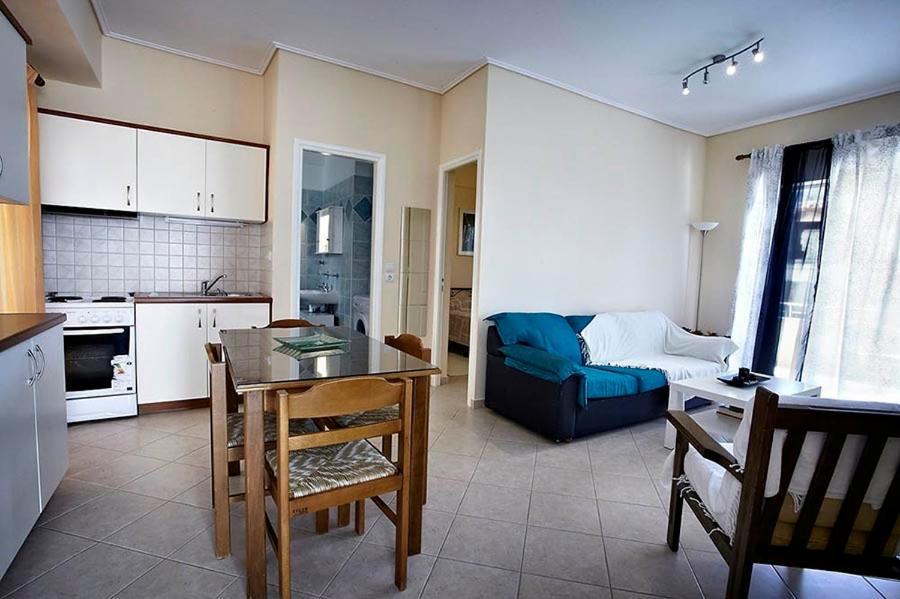 Sunday Apartments Нафплион Номер фото